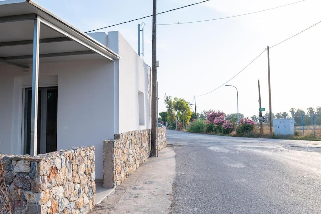 Daire Zografia - Charming House Near The Coast Marmari (Kos)